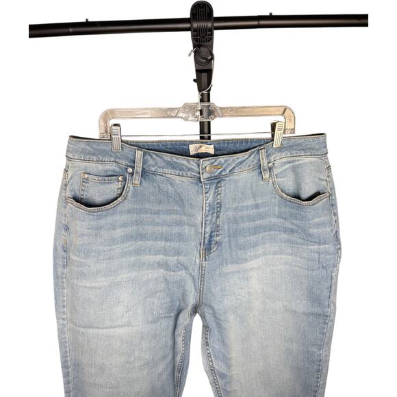 Candace Cameron Bure Jeans 20W TALL  NWT Light Wash Stretch Denim Mid Rise - Picture 5 of 10